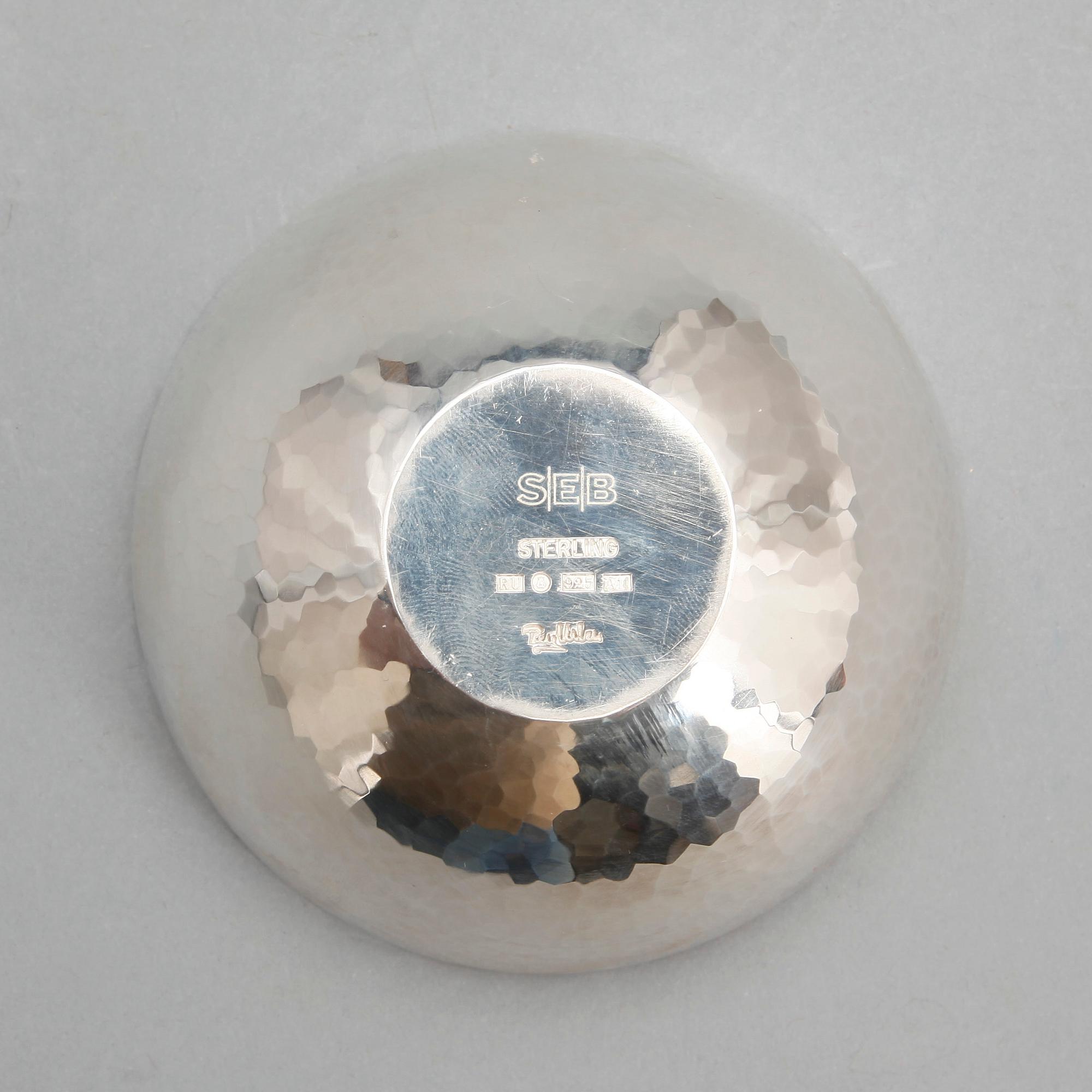 SKÅL, sterlingsilver, Rey Urban, Stockholm, 1999. Vikt 336 gram.