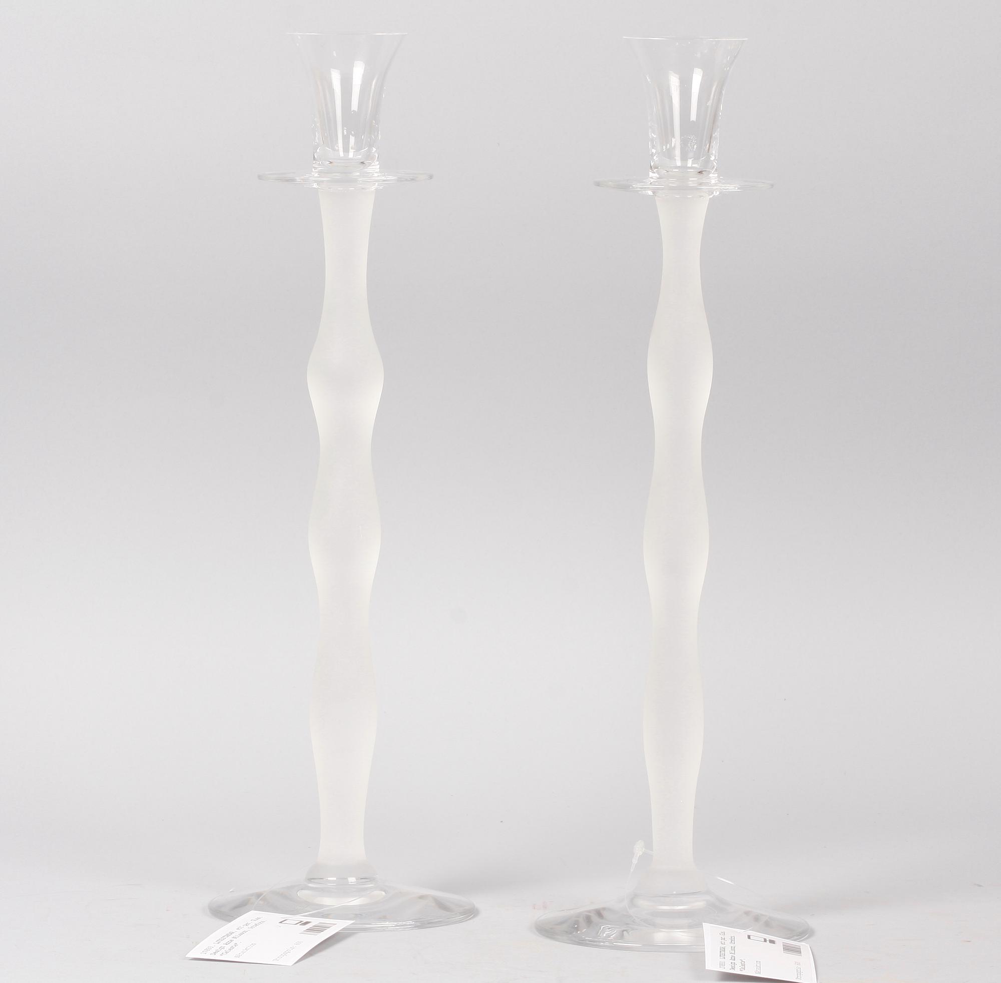 LJUSSTAKAR, ett par. Glas. Design Anne Nilsson, Orrefors. "Celeste".