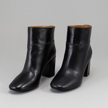 CHLOÉ, boots, size 35.