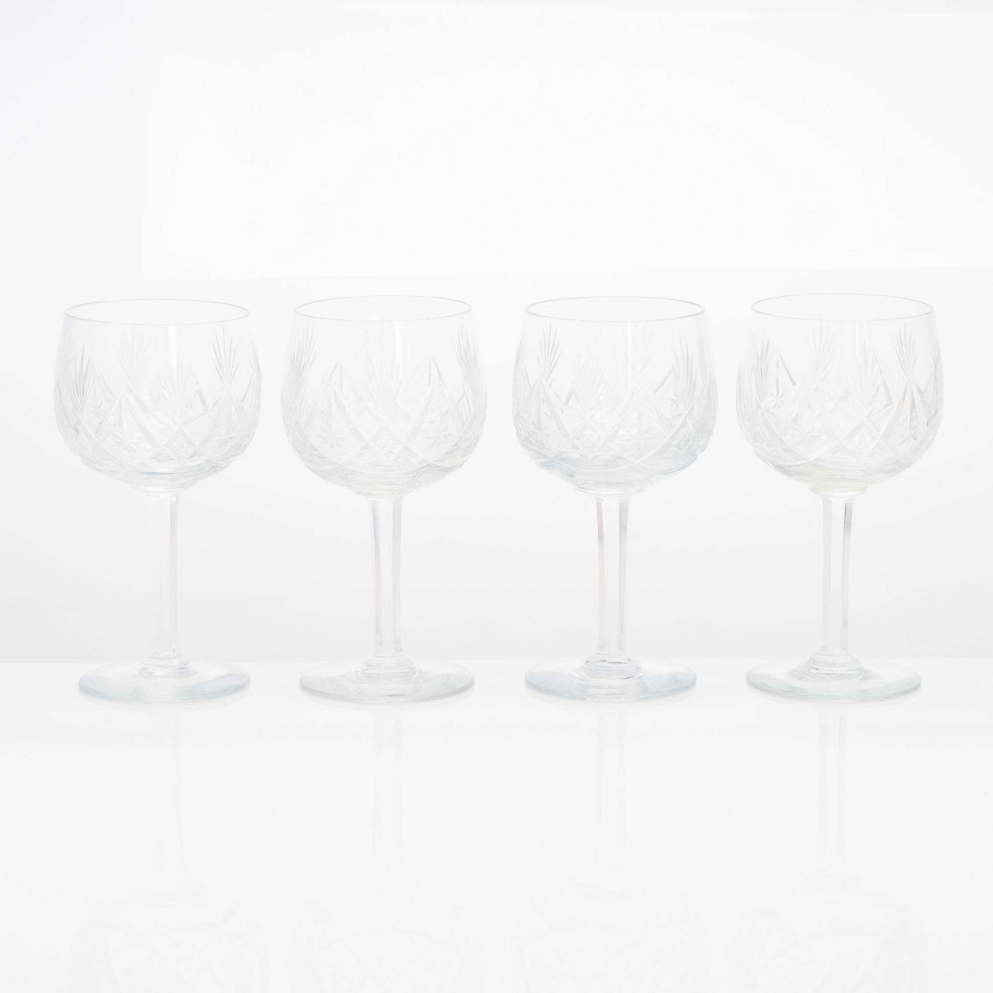 Glasservis, 110 delar, Riihimäen Lasi, Leo-, Yrjö- och Aino-serie, 1900-talets mitt och senare hälft.