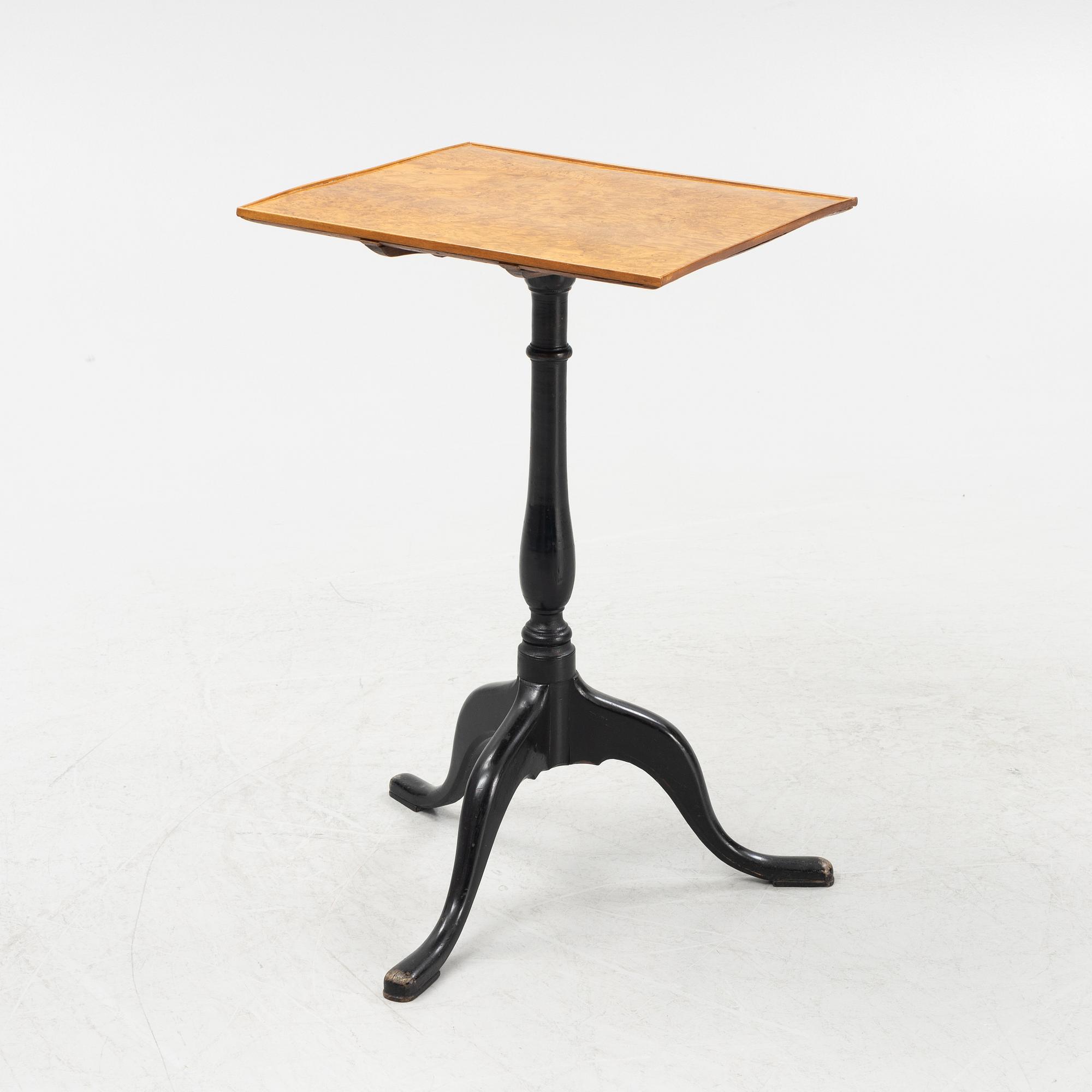 Fällbord, av Jacob Sjölin (mästare i Köping och Kungsör 1767-1785).