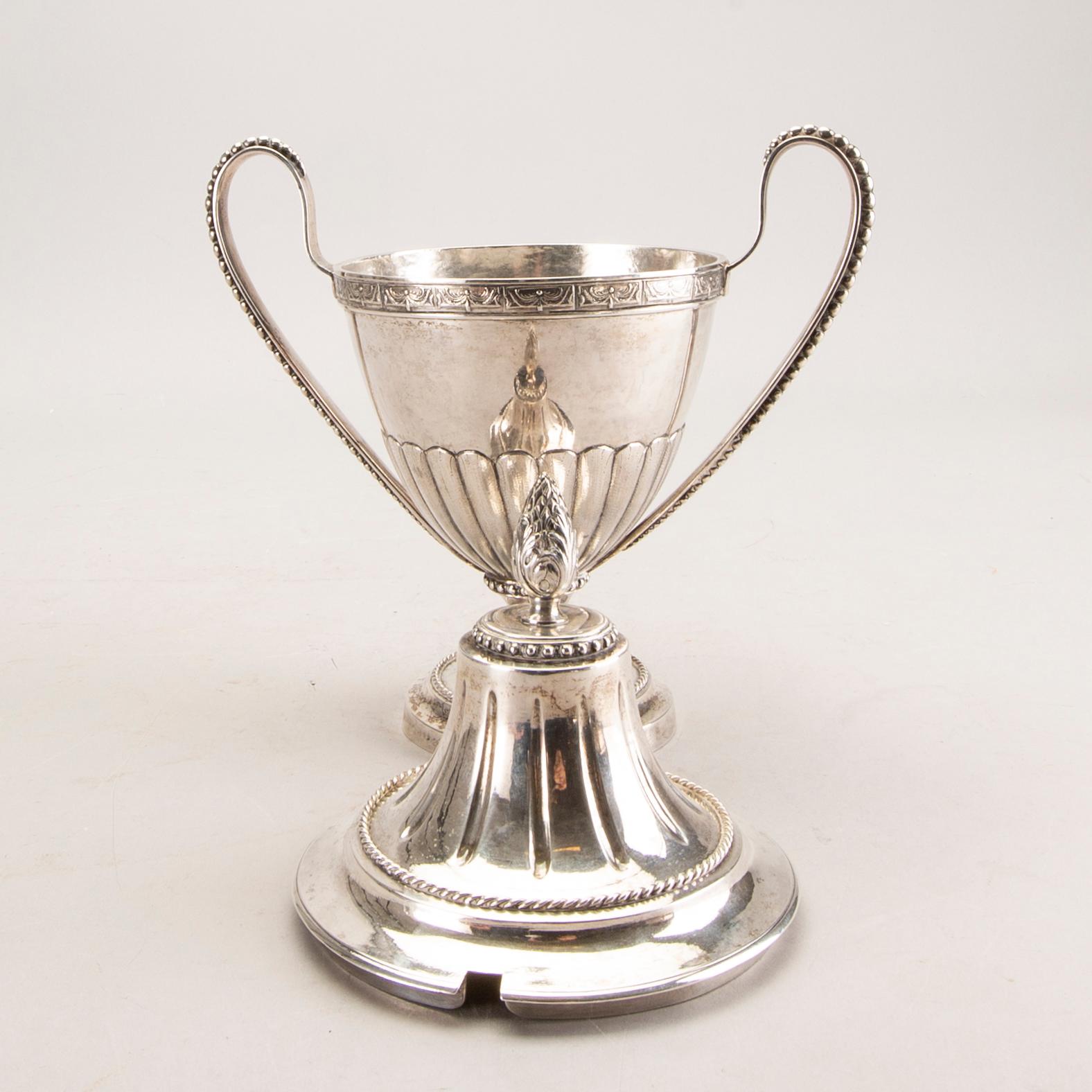 A Swedish 18th century silver suger bowl mark of A Hallberg Kristianstad 1795 weight 798 gr.