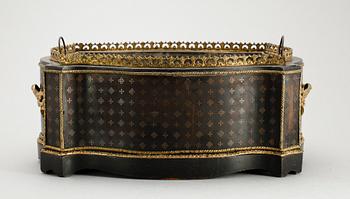 JARDINJÄR, Louis XVI-stil, 1800-tal.