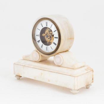 An alabaster mantle clock, early 20th Century.