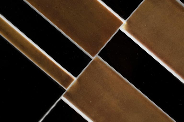 Two porcelian dishes by Fruhtrunk and Tapio Wirkkala for Rosenthal, signed and numbered.