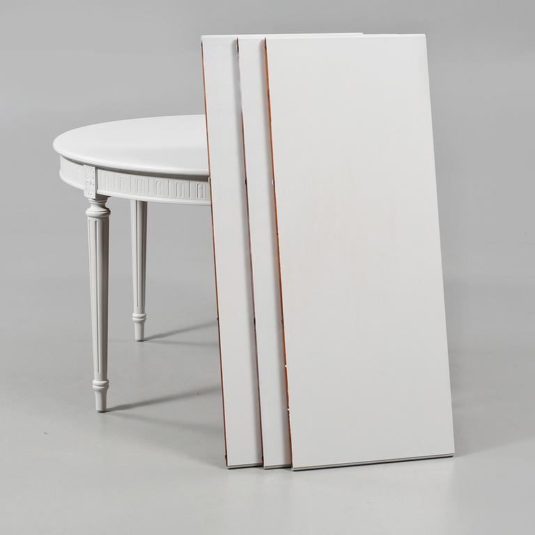 MATSALSGRUPP, 13 delar, gustaviansk stil, 1900-talets andra hälft.