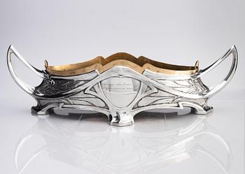 A Swedish early 20th century silver jardinière, mark of Johan Gustaf Hentzell, Kalmar 1904.