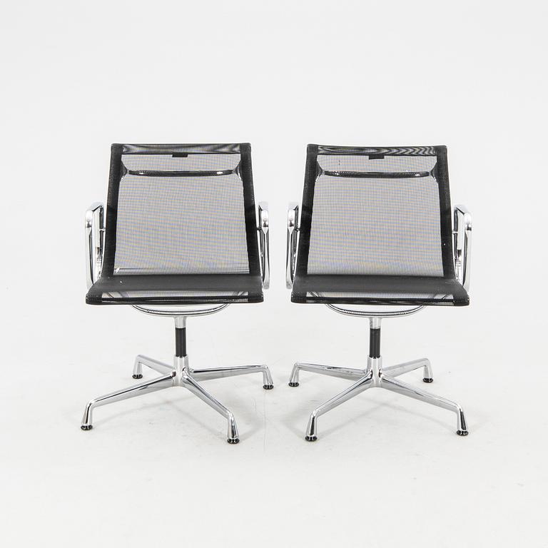 Charles & Ray Eames, karmstolar/kontorsstolar 2 st EA108 Vitra 2014.