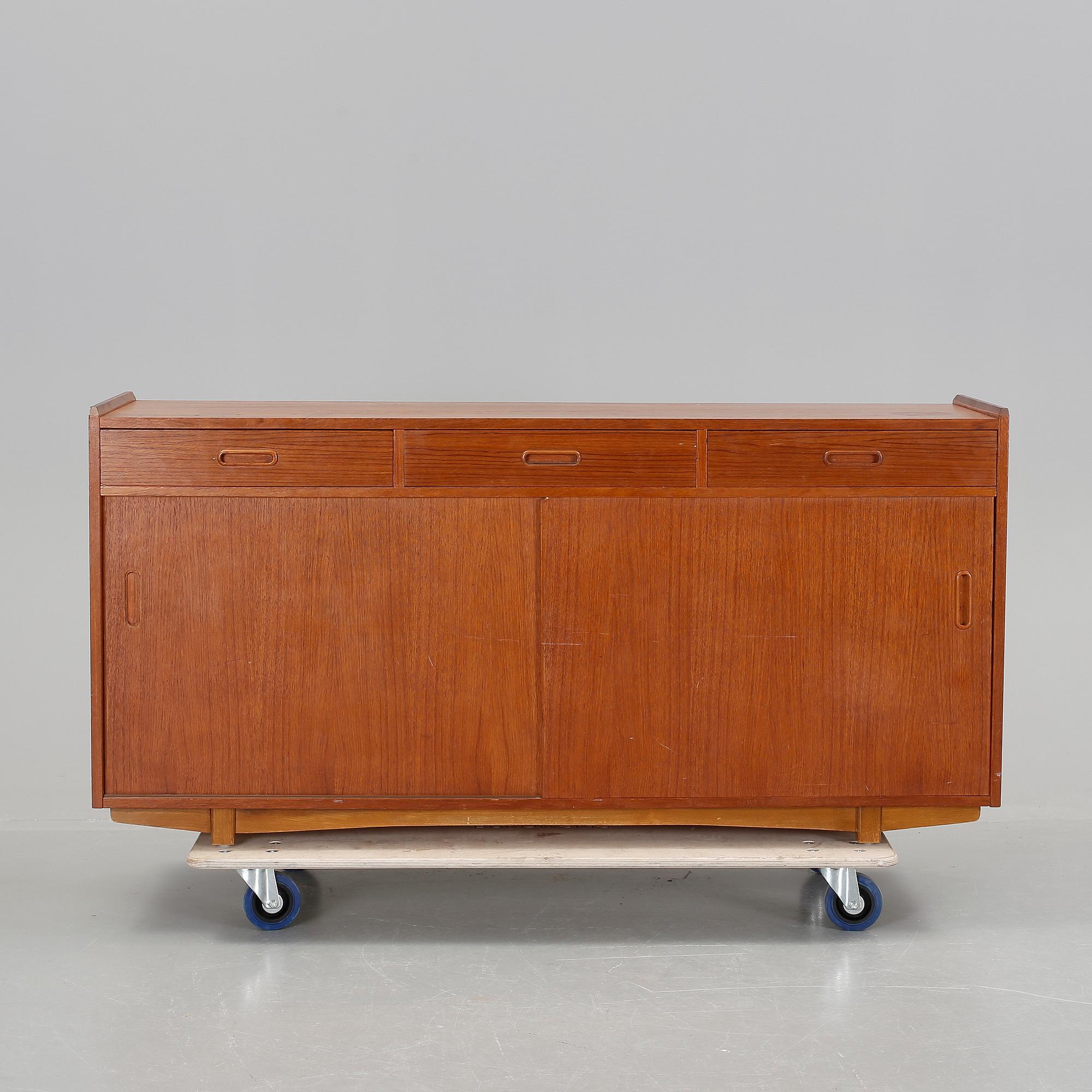 SIDEBOARD, teak, 1900-talets mitt.