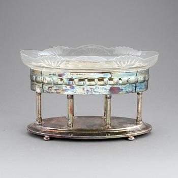 FAT PÅ FOT, nysilver, glas, tidigt 1900-tal.