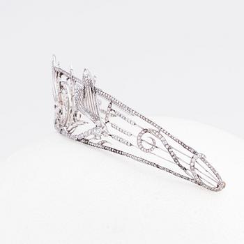 Tiara, Boucheron, 1909, platina med diamanter, signerad Boucheron Paris.