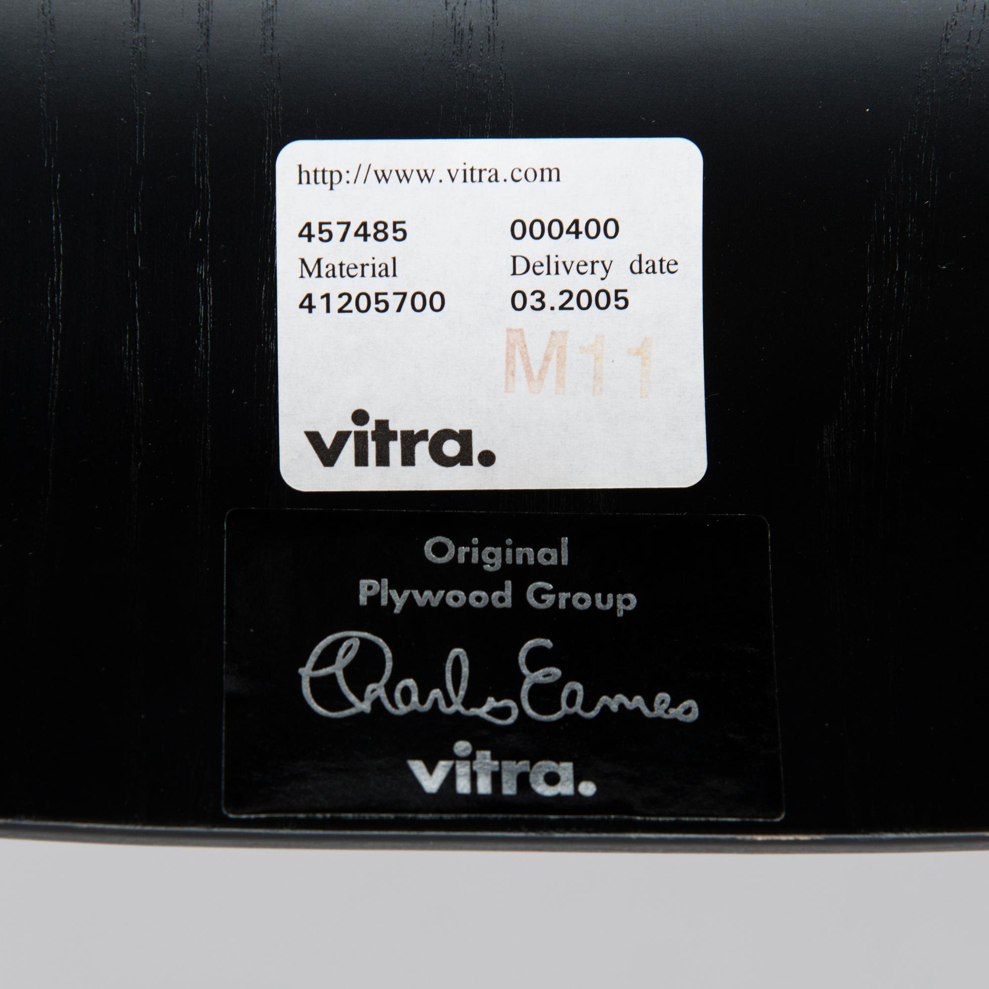 CHARLES & RAY EAMES, tuolipari, "DCM", Plywood Group, Vitra, 2005.