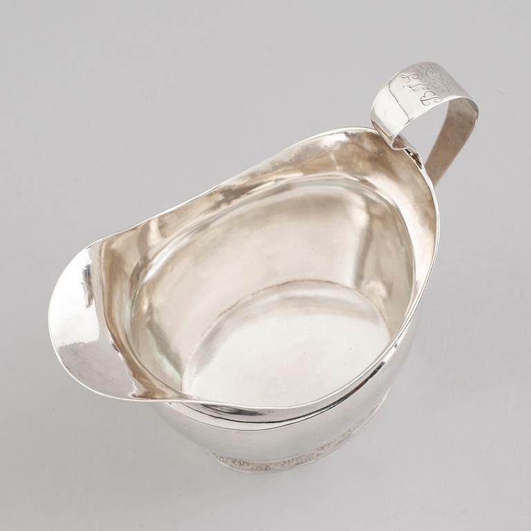 GRÄDDKANNA, silver, Anders Emanuel Blomqvist, Vadstena 1827. Vikt ca 143 gram.