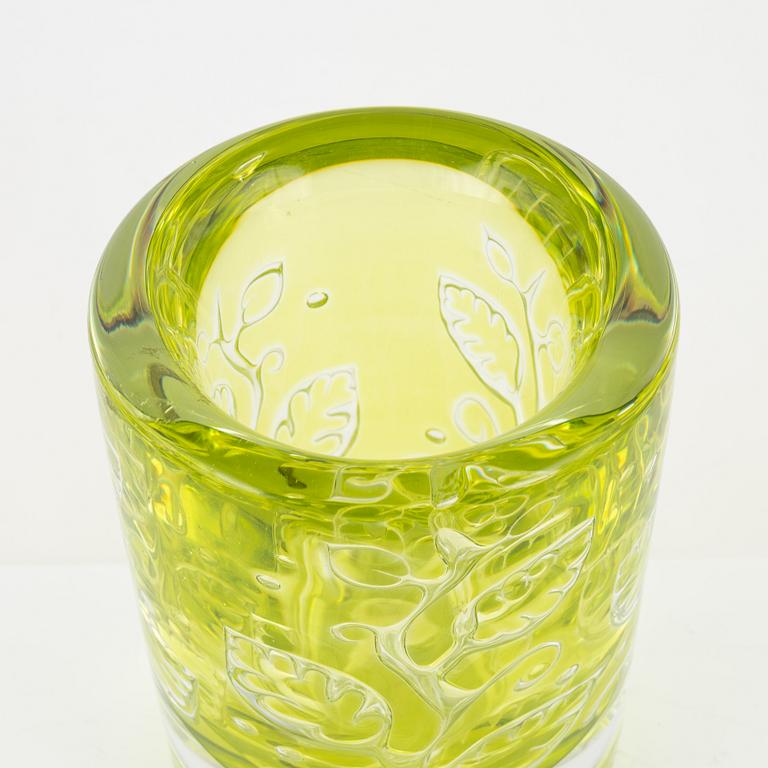 Olle Alberius, an Ariel vase, Orrefors, 1978.