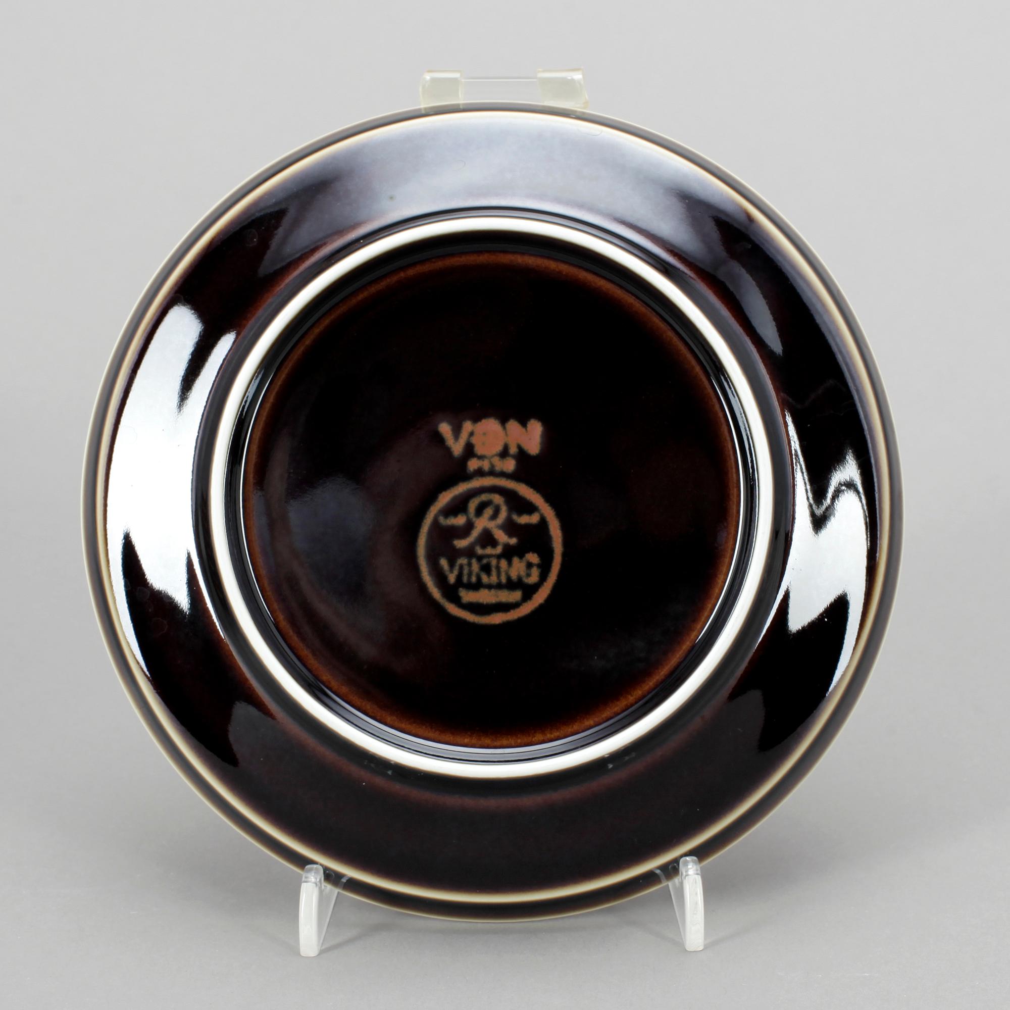 SERVISDELAR, 42 st, stengods. "Viking", Carl Harry Stålhane, Rörstrand, 1900-talets andra hälft.