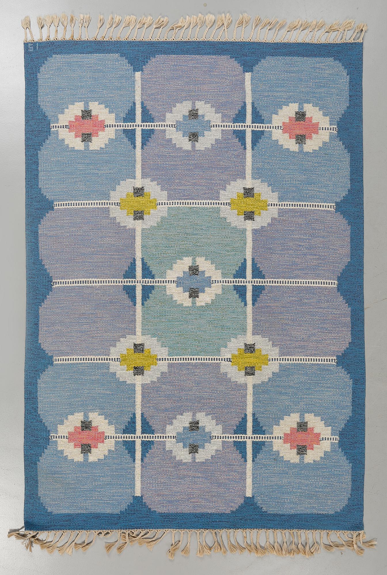MATTA, rölakan, Ingegerd Silow, monogramsignerad, 1900-talets andra hälft, ca 167 x 232 cm.