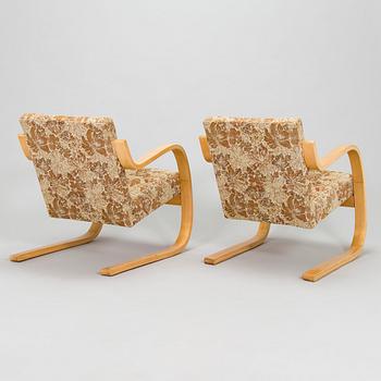 Alvar Aalto, fåtöljer ett par, modell 34 O.Y. Huonekalu- ja Rakennustyötehdas A.B. 1900-talets mitt.