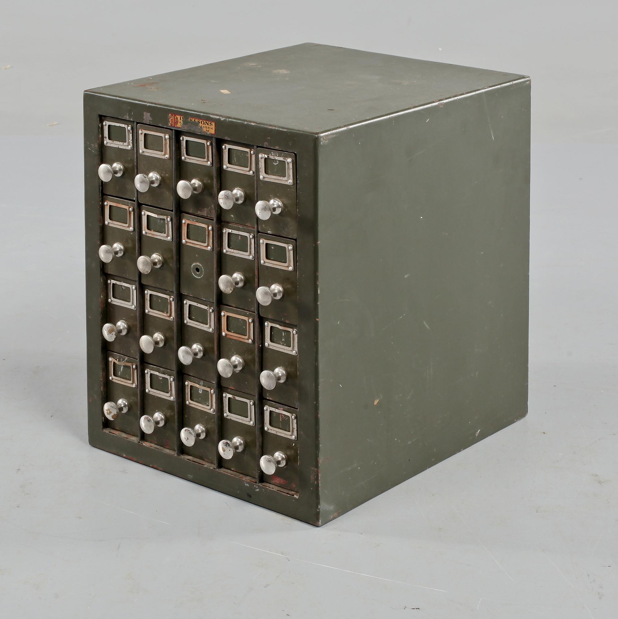 FÖRVARINGSBOX, plåt, 1900-talets mitt.
