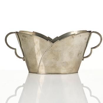 Guldsmedsaktiebolaget (GAB), a jardinière, Stockholm, 1933.