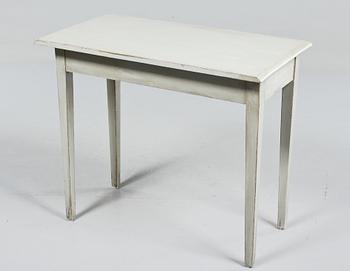 DAMARBETSBORD, 1800-tal.