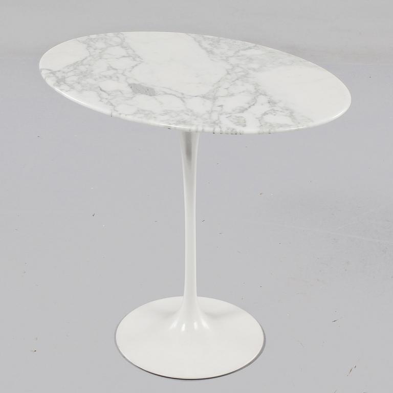 SOFFBORD, "Tulip", Eero Saarinen, Finland, 1900-talets andra hälft.