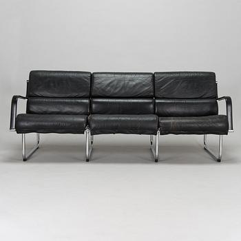 Yrjö Kukkapuro, sohva, "Remmi", Avarte, 1900-luvun loppu.