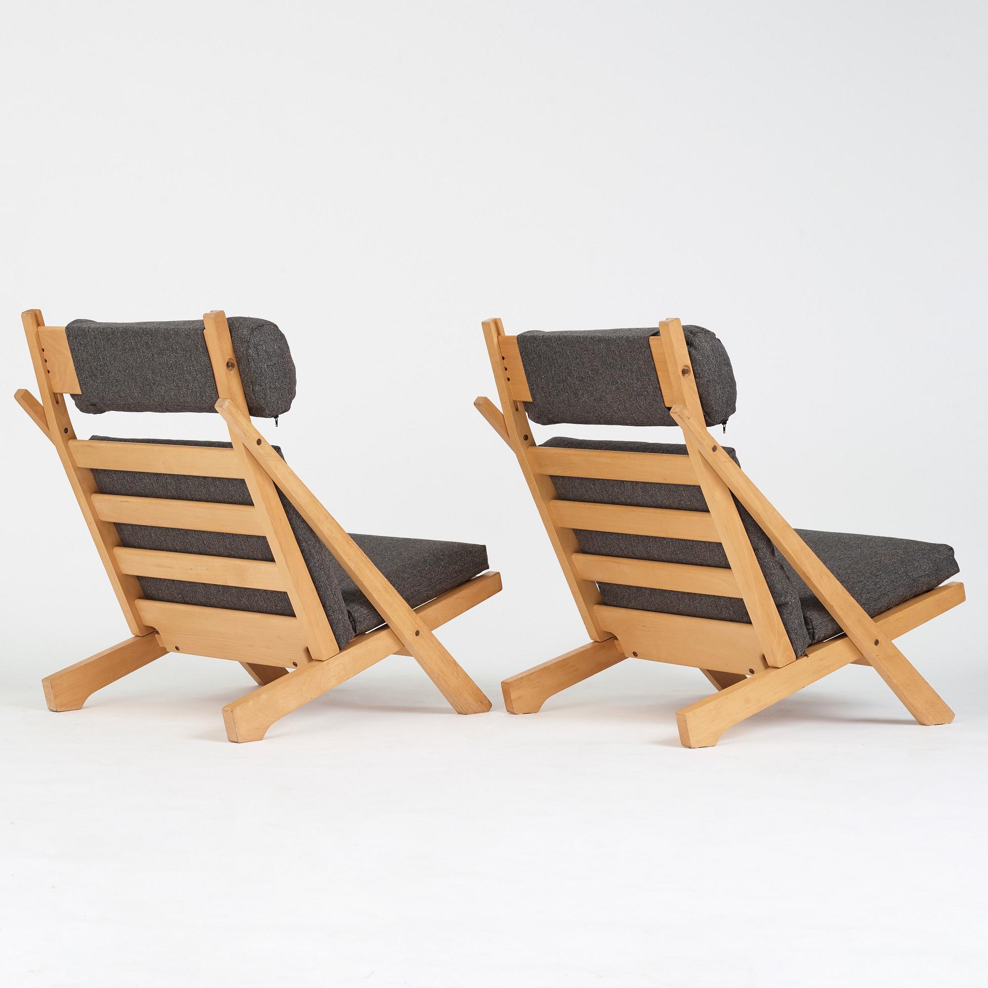 Hans J. Wegner, Hans J Wegner, a pair of "CH-03" easy chairs for Carl Hansen & Søn, Denmark, 1960-70's.