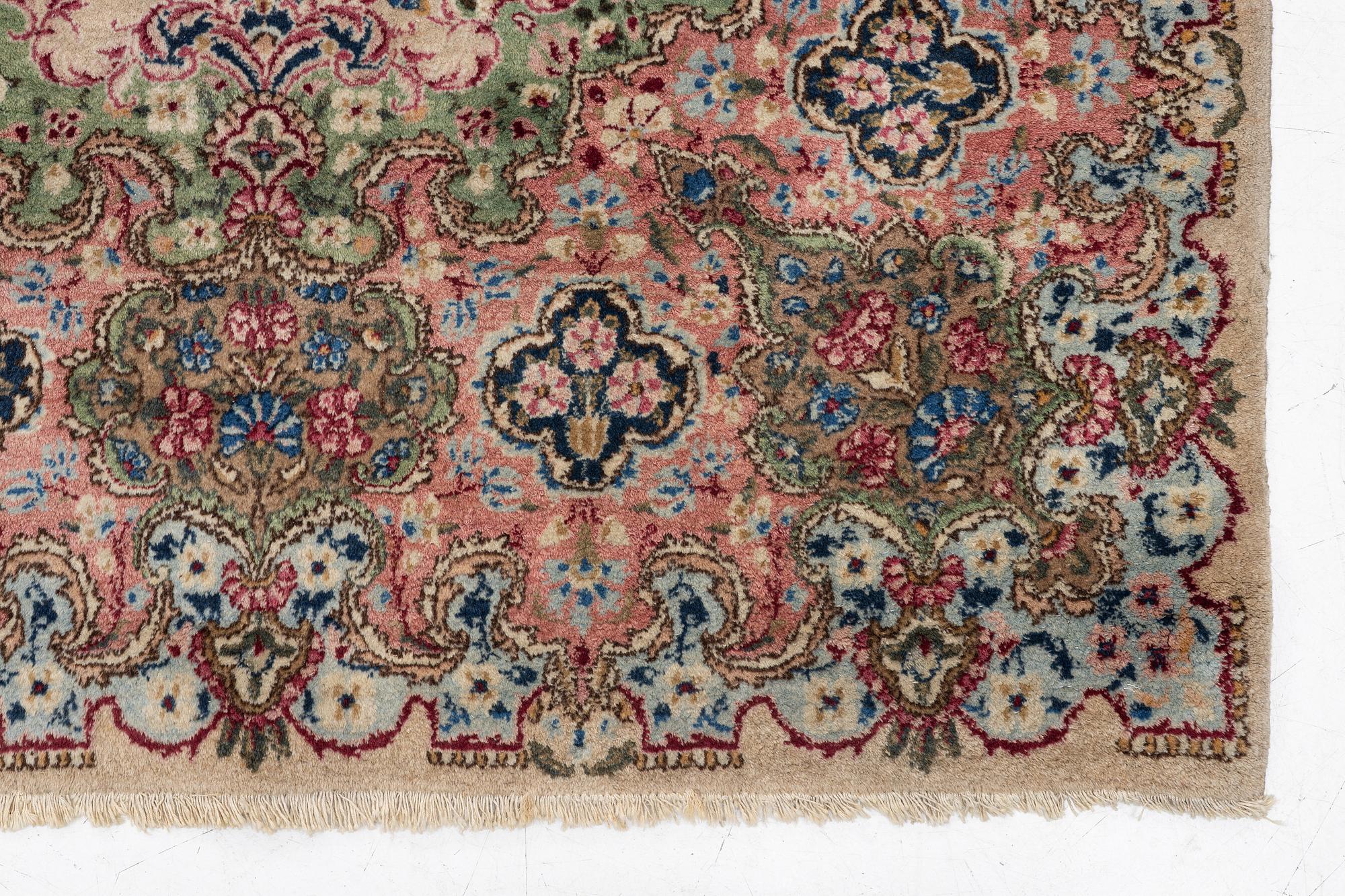 Carpet, Kriman, approx. 370 x 215 cm.