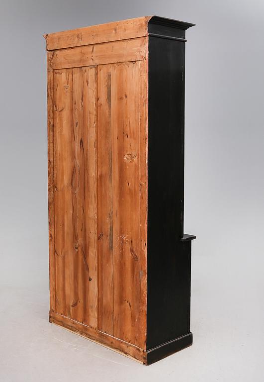 BOKSKÅP, sent 1800-tal.