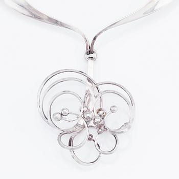 Theresia Hvorslev, a sterling silver necklace with pendant, Lidköping 1975.