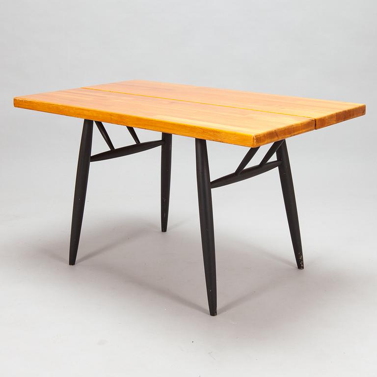 Ilmari Tapiovaara, Bord, "Pirkka",  Laukaan Puu, Finland 1960-tal.