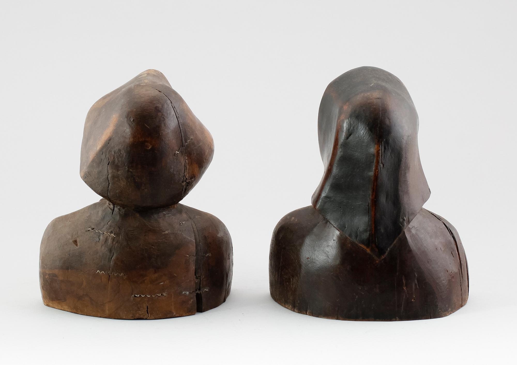 SKULPTURER, 1 par, snidat trä, 1800-/1900-tal.
