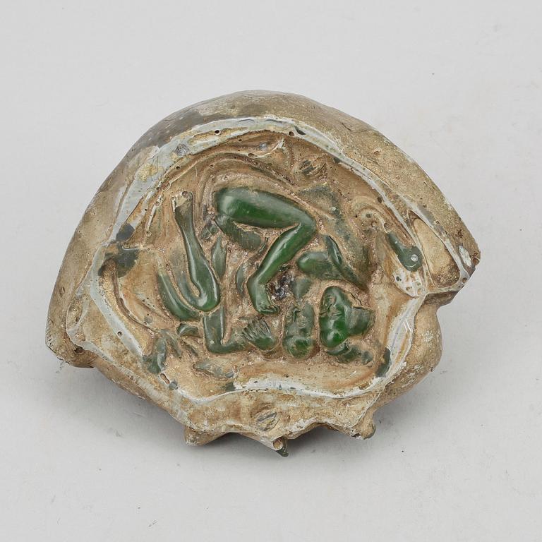 FIGURIN, glas, ostasien, sannolikt 1900-talets senare del.