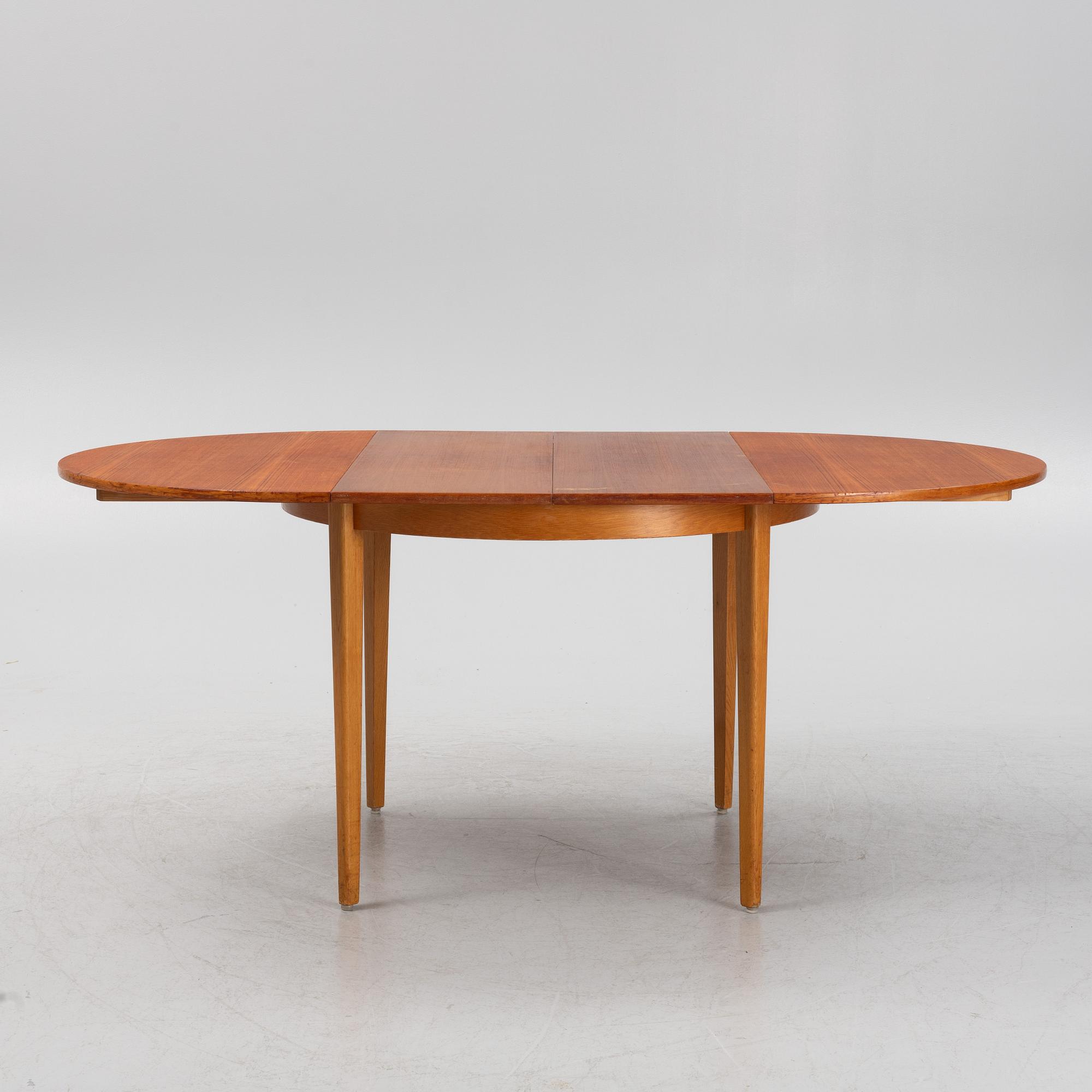 A dining table, 1950s/60s.
