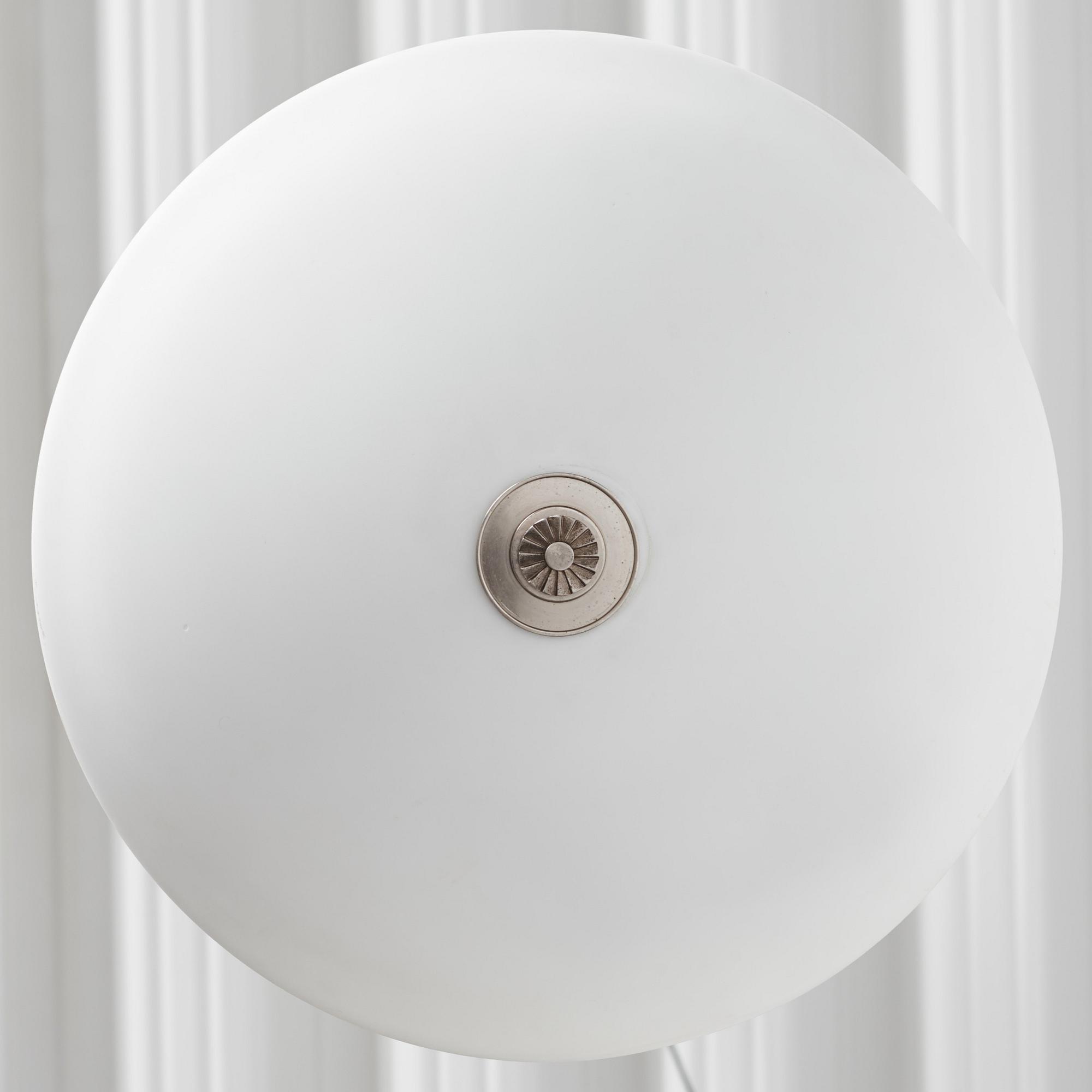 Erik Tidstrand, & Simon Gate, taklampa från Tändstickspalatset, Nordiska Kompaniet & Orrefors, ca 1928.