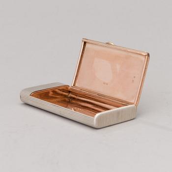 A RUSSIAN SILVER CIGARETTE CASE, St:Petersburg ca 1900, goldsmith И.Б.