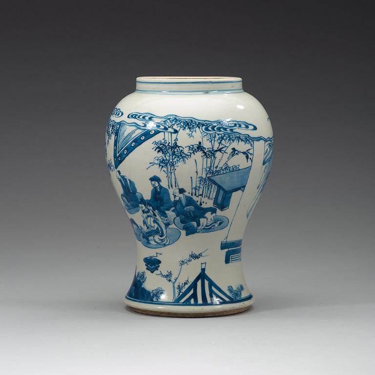 VAS, porslin. Qingdynastin, Kangxi (1662-1722).