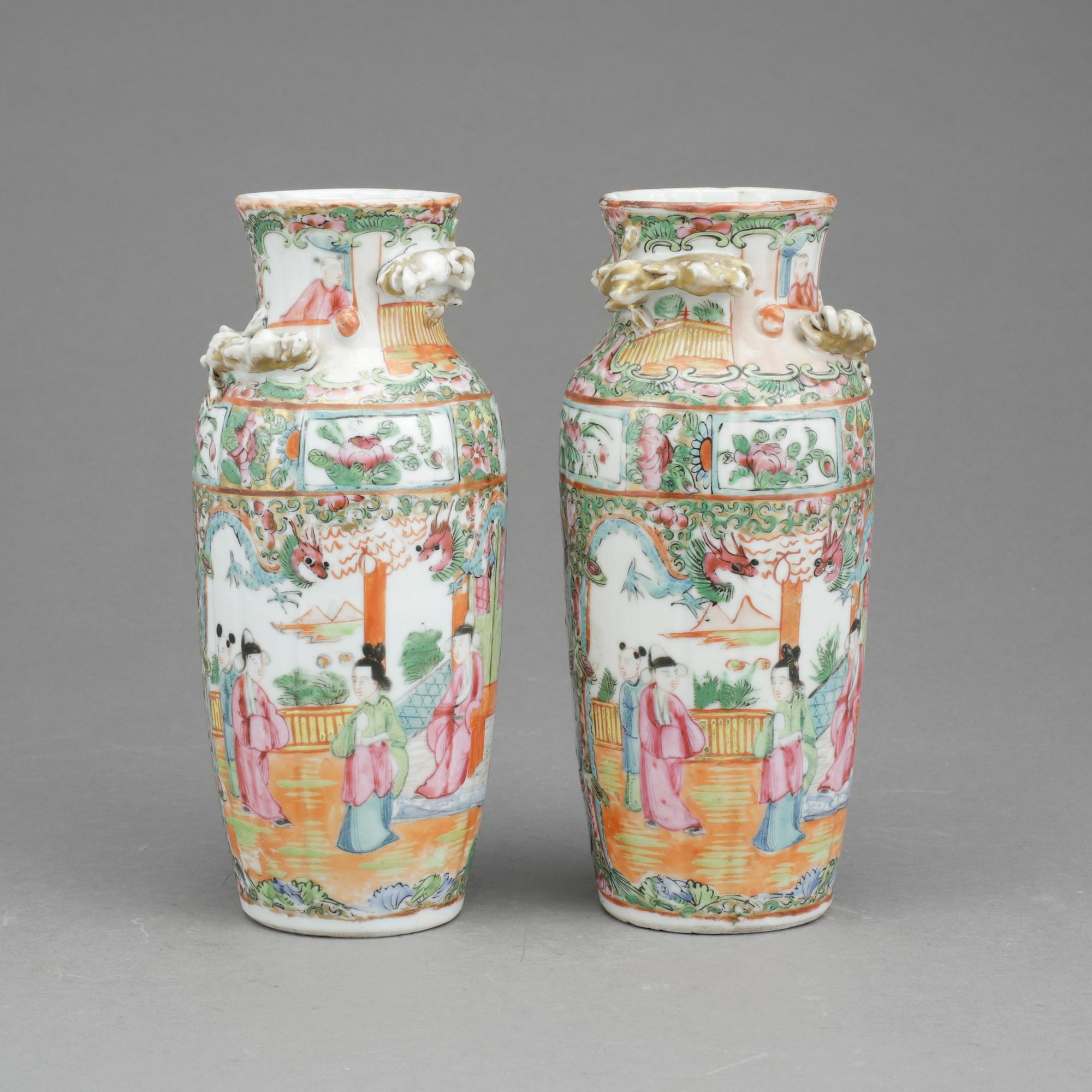 VASER, ett par, porslin, Kina, Kanton, 1800-tal.