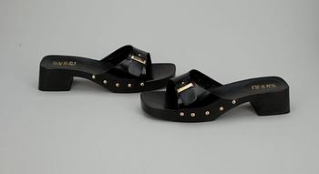 SKOR, sandaler, Gucci.
