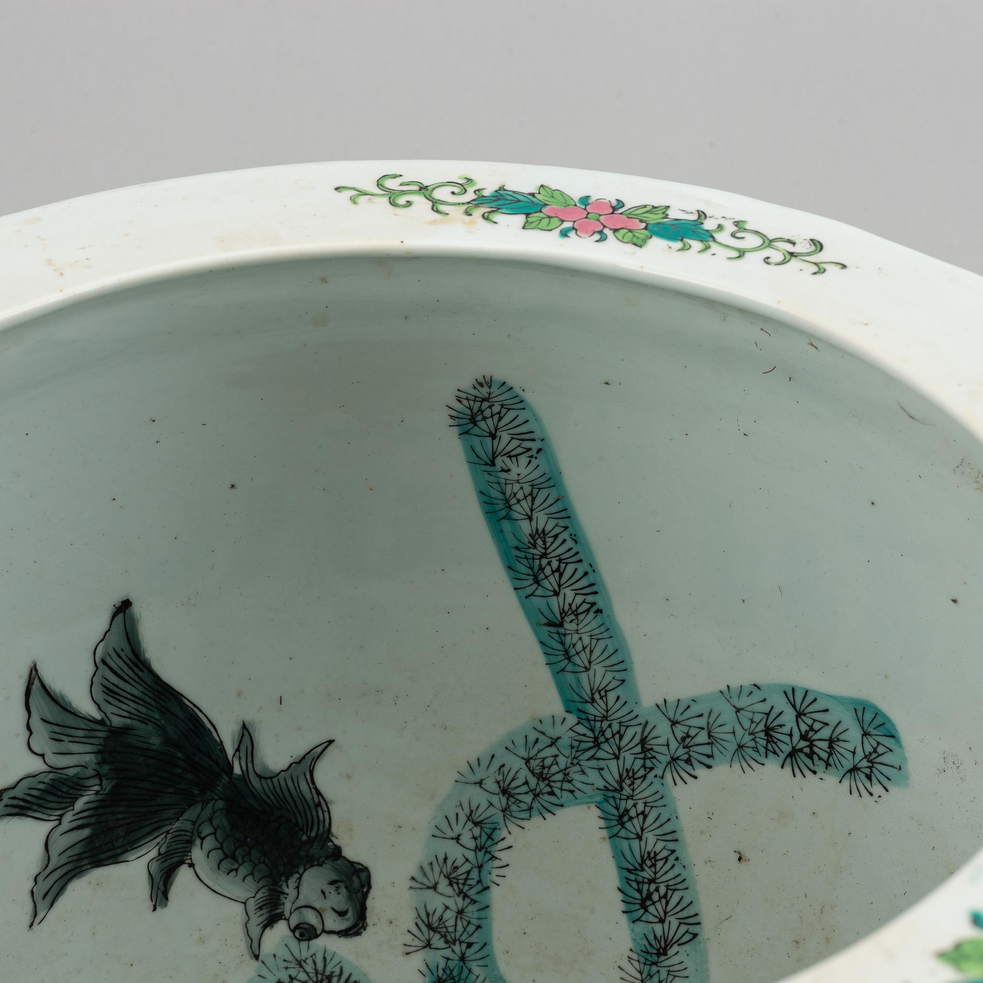 A chinese 20th century fish tank.