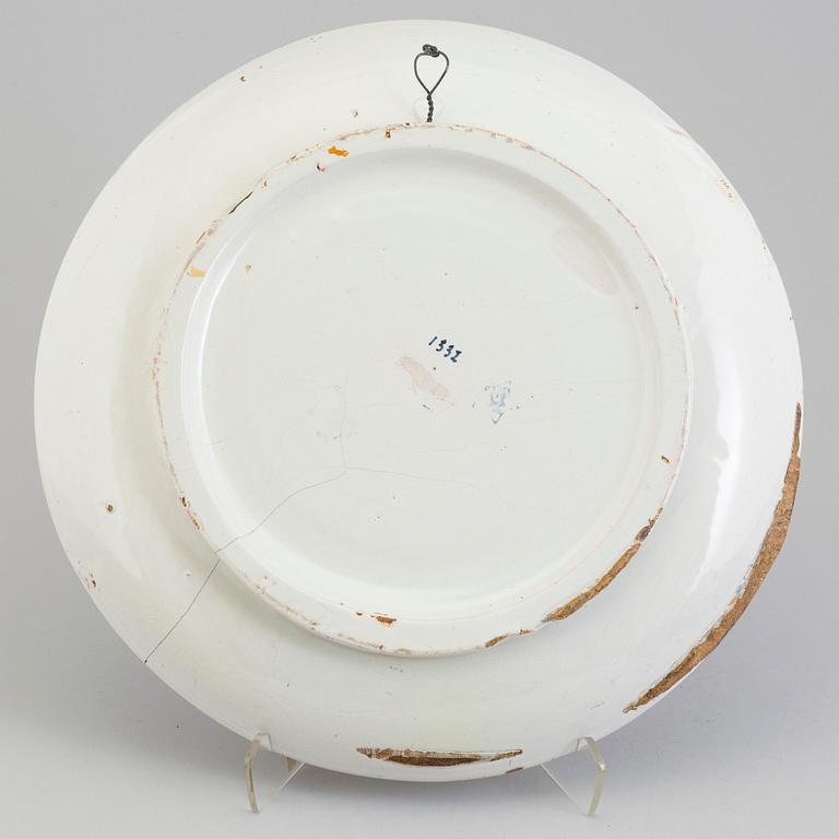 An Italian maiolica 'historismus' dish, circa 1900.