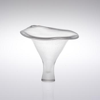 TAPIO WIRKKALA, A VASE. Chantarelle, sign. Tapio Wirkkala Iittala 3800, 24/50/50.