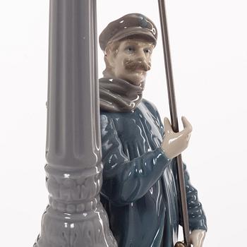 Lladró, figurine, "Lamplighter", Spain.