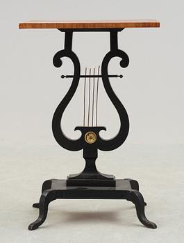 BORD, Karl-Johan, 1800-talets första hälft.