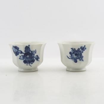 Service approximately 140 pieces "Blue Flower" Royal Copenhagen Denmark 20th century porcelain.