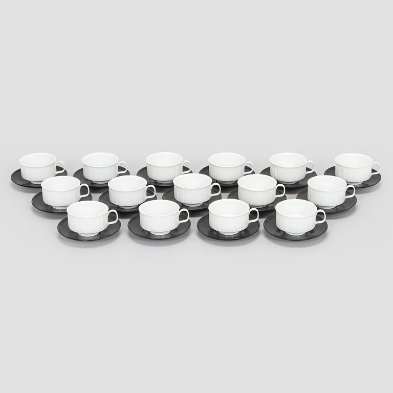 Tapio Wirkkala, tea cups with saucers, 15 pcs, "Variation", Rosenthal Studio-line Germany.