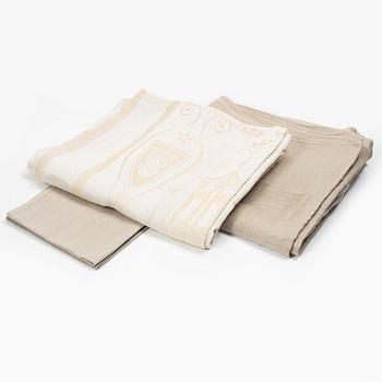 Ingrid Dessau, among others, tablecloths, 2 pcs including one "Nobel" and napkins, a pair, Klässbols Linen Weaving.