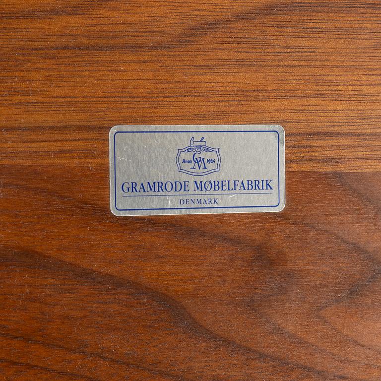 Nissen & Gehl, matbord, Naver Collection/Gramrode Möbelfabrik, Danmark, 2004.