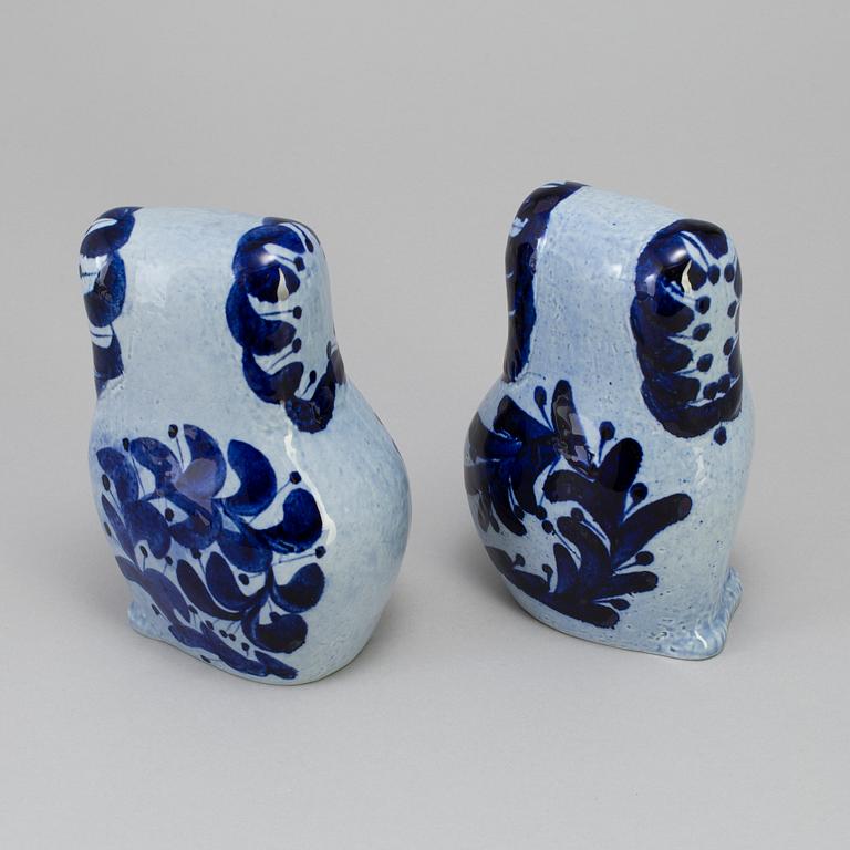 LISA LARSON, a pair of figurines / bookends, stoneware, "Pudlar", Gustavsberg. Designed in 1963.