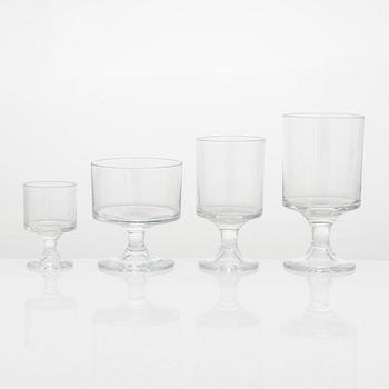 Tapio Wirkkala, glasservisdelar, 37 st, "Karelia", Iittala, 1900-talets sista kvartal.